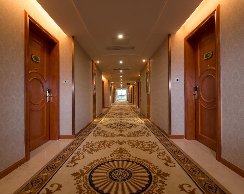 Vienna Hotel Guangzhou Airport Exteriör bild