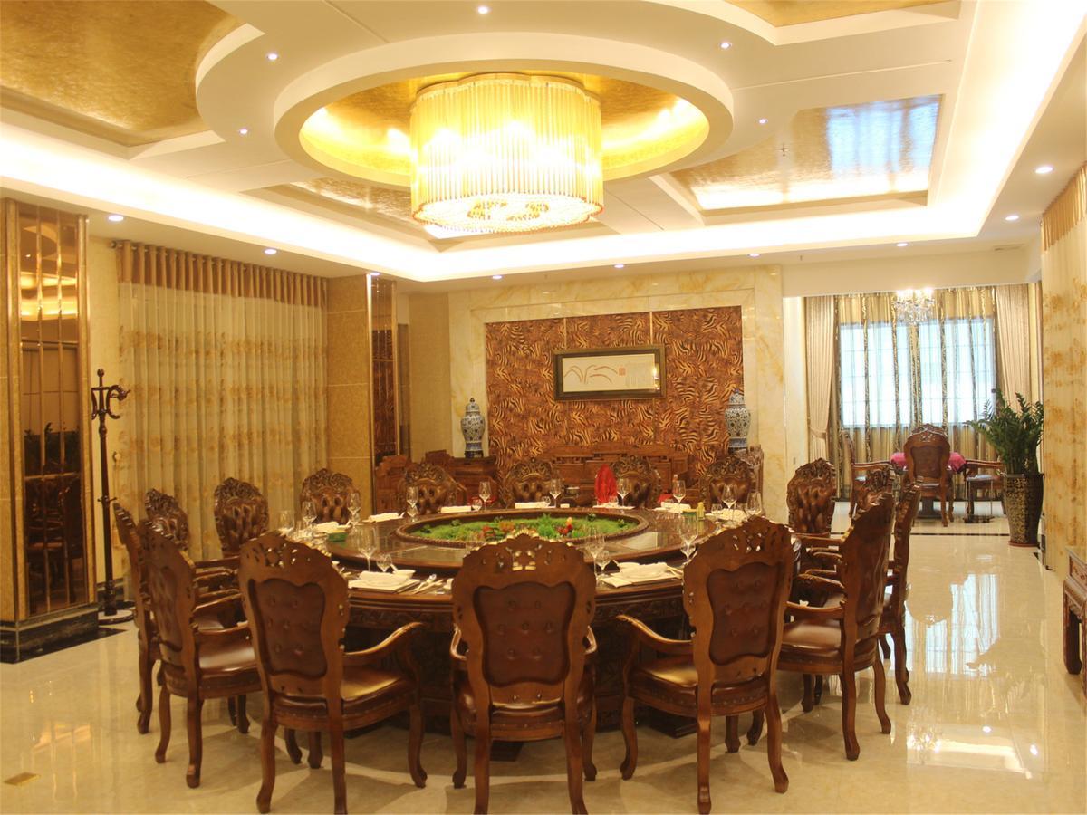 Vienna Hotel Guangzhou Airport Exteriör bild