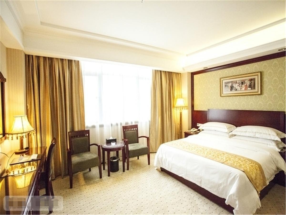 Vienna Hotel Guangzhou Airport Exteriör bild