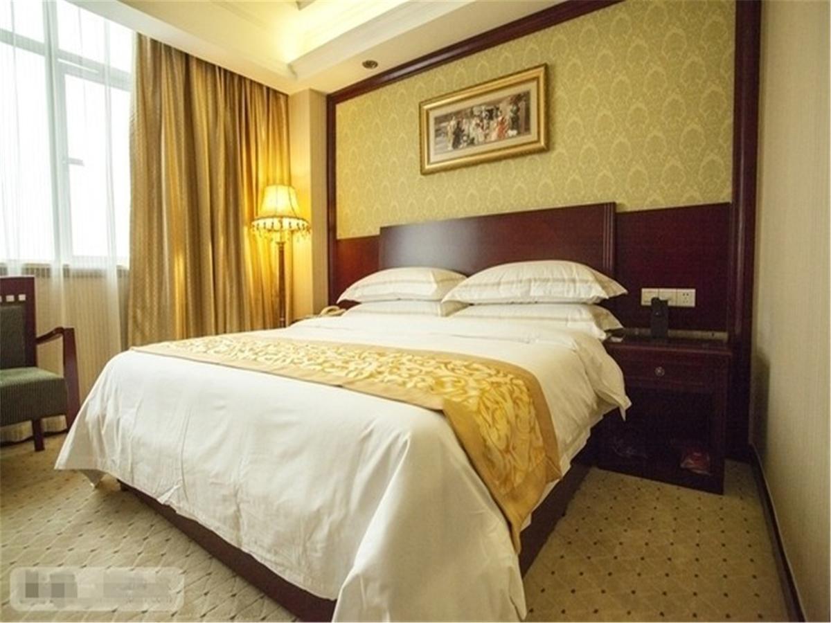 Vienna Hotel Guangzhou Airport Exteriör bild