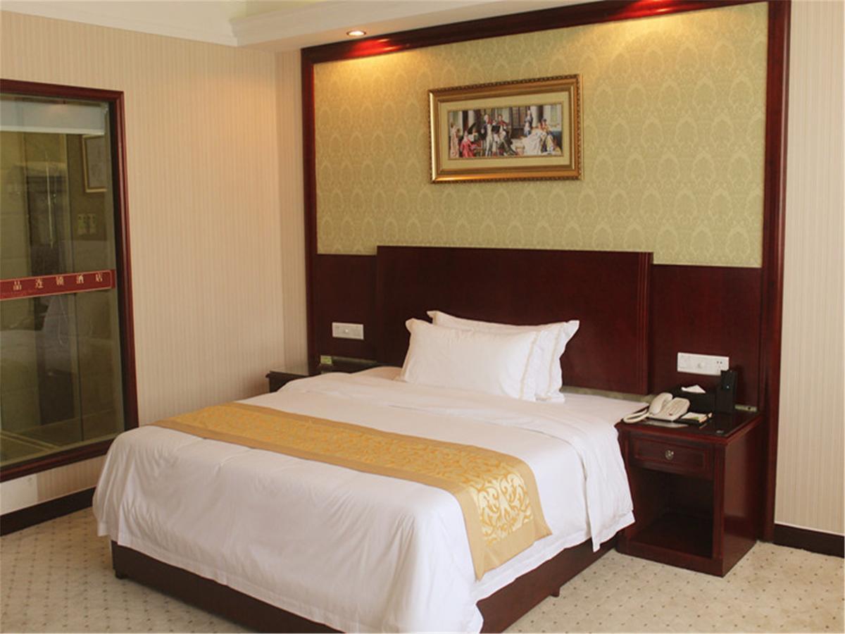 Vienna Hotel Guangzhou Airport Exteriör bild