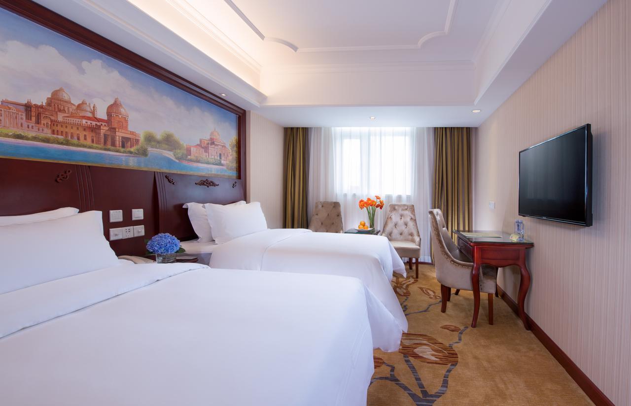 Vienna Hotel Guangzhou Airport Exteriör bild